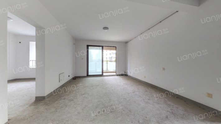 骏景雅苑二手房实景图