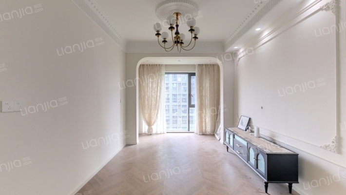 融创云湖十里D区二手房实景图