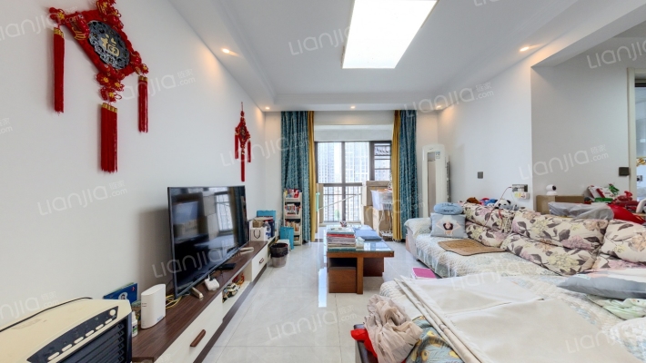 祝福红城四期二手房实景图