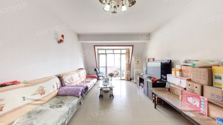 新港花园二手房实景图