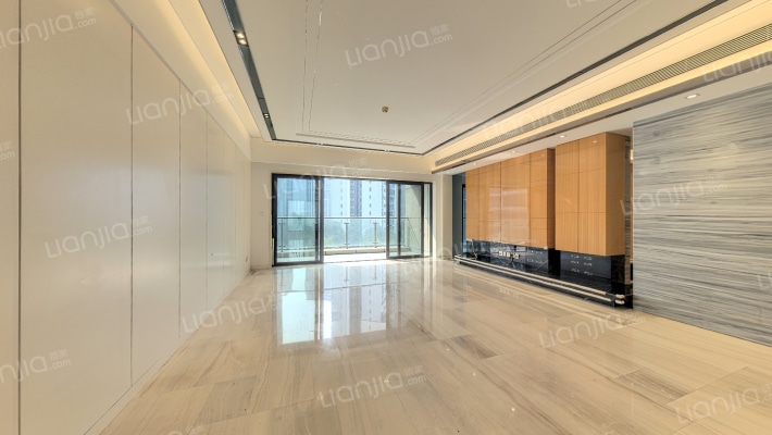 伊泰天骄二手房实景图