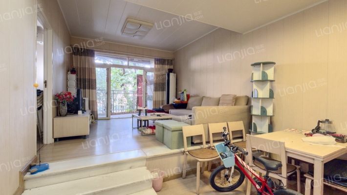 江畔华景二手房实景图