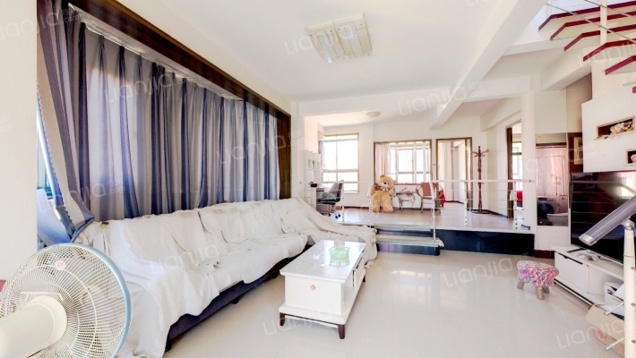 蔚蓝彼岸二手房实景图