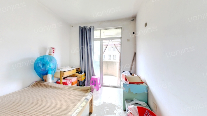 泰和新城(泰和西路3499弄)二手房实景图