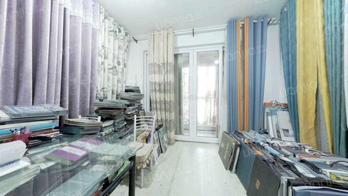 保利中央公园二手房实景图