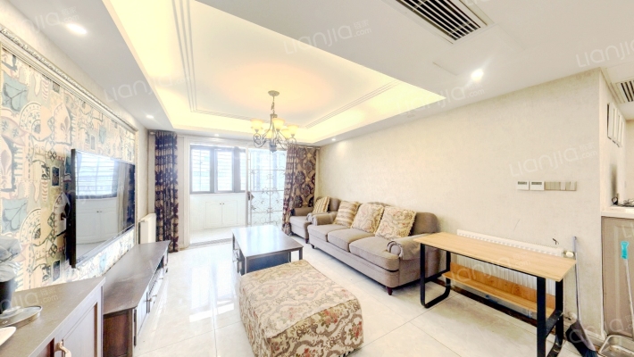 欧洲城凯旋丽都花园二手房实景图