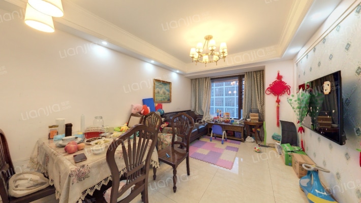 德信泊林春天二手房实景图