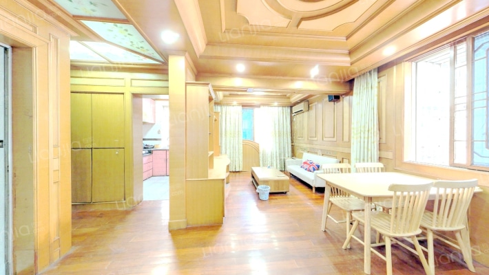 尹江岸小区二手房实景图