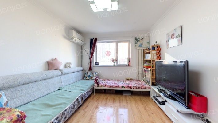 保利罗谷小区二手房实景图