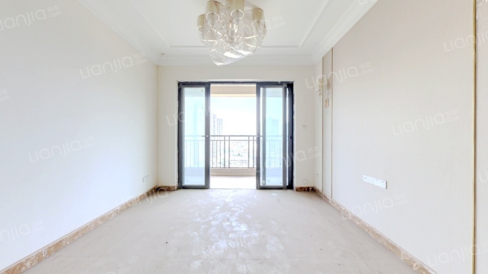 恒大新城四期二手房实景图