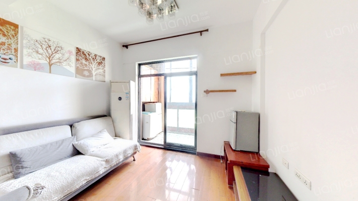世纪新南门二手房实景图