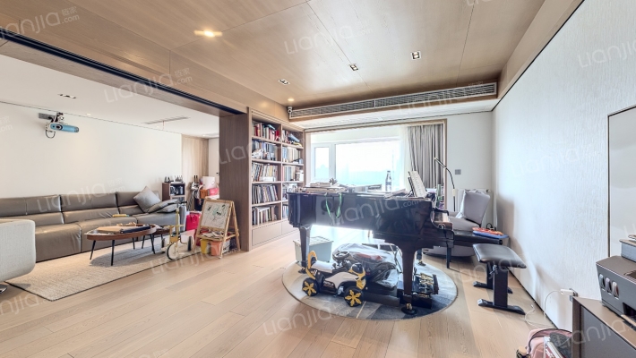 钰龙旭辉半岛二手房实景图