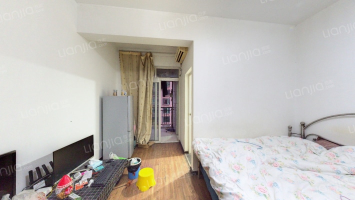 荣锦龙汇苑二手房实景图