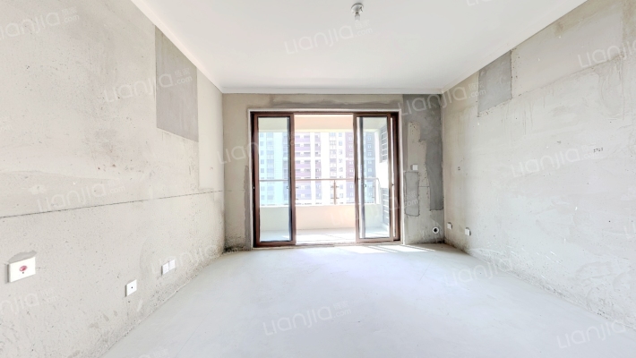 新喜云天花园二手房实景图