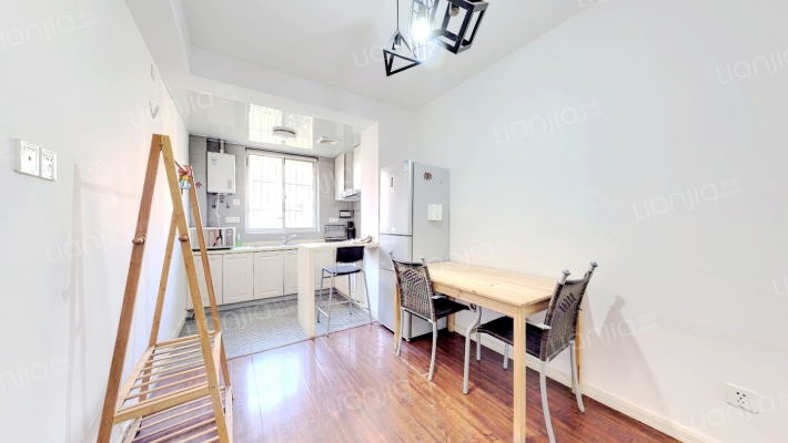 培花久远公寓二手房实景图