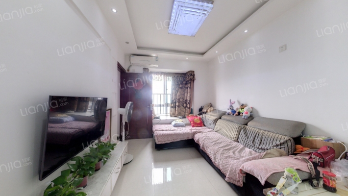 亚美沙发里二手房实景图