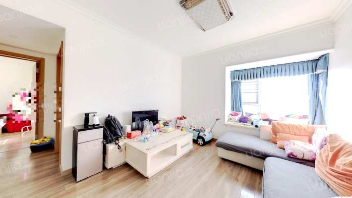 万科金色城市二期二手房实景图