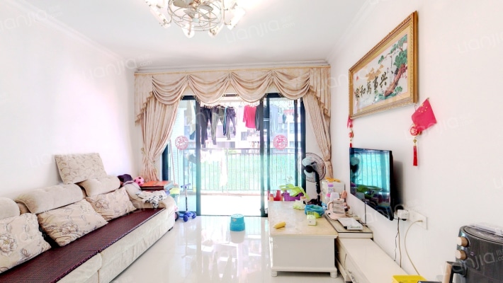 朗晴盛荟二手房实景图