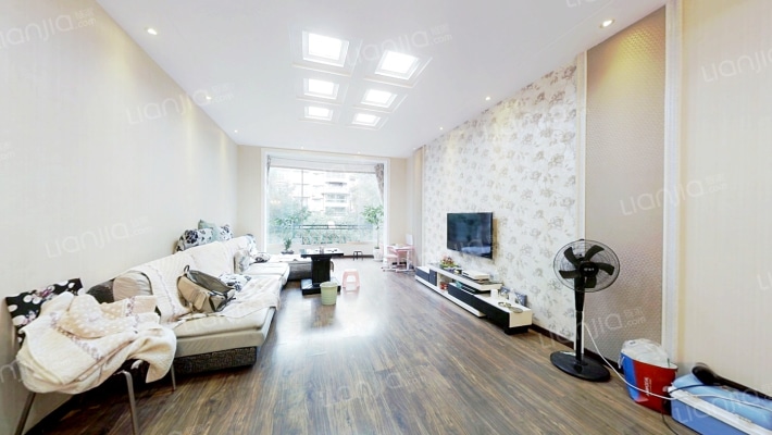 众拓馨苑二手房实景图