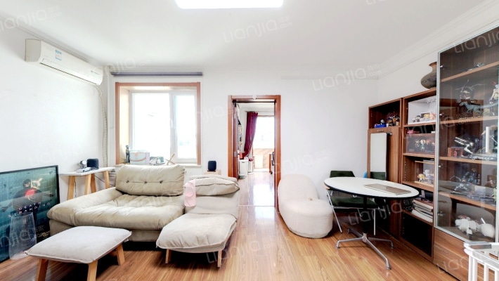 中环南路11号院二手房实景图