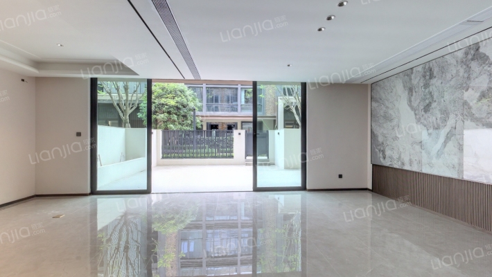 龙湖舜山府二手房实景图