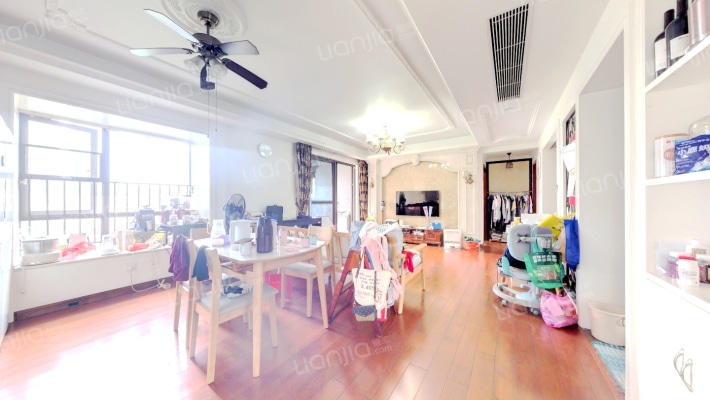 汇龙湾二手房实景图