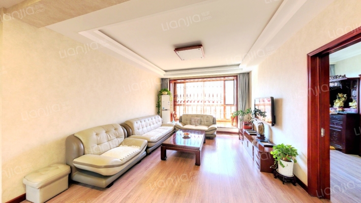 景源名郡二手房实景图