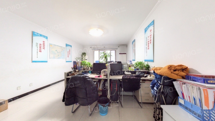 公园国际二手房实景图