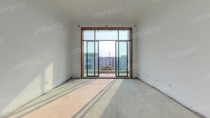 云锦新苑二手房实景图