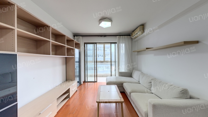 卓悦居一期二手房实景图