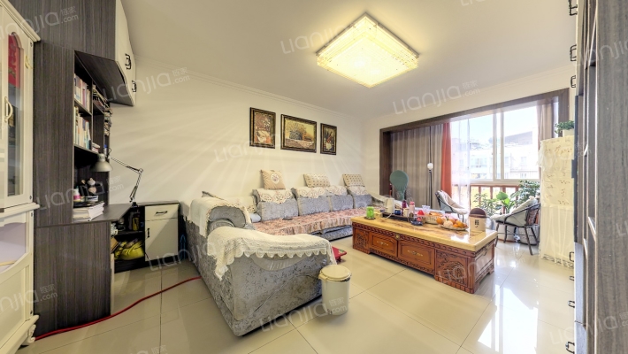 学府嘉苑二手房实景图