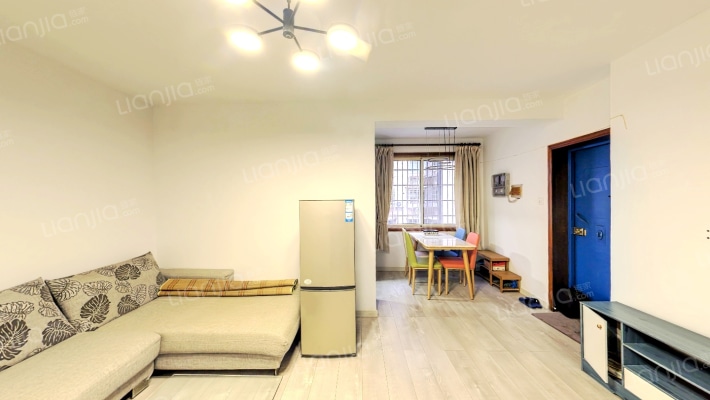 德政园聚心苑二手房实景图