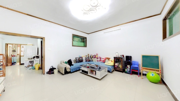 炎黄广场西侧小区二手房实景图