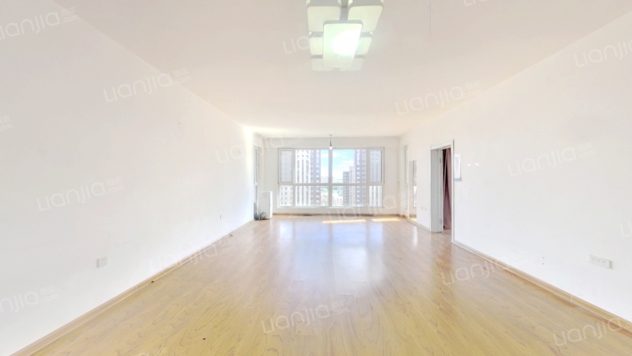 学苑嘉园二手房实景图