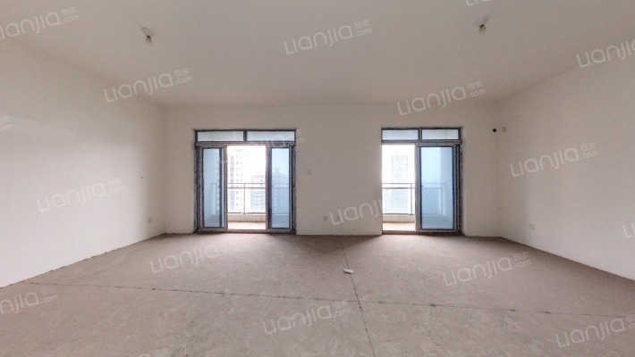 曼哈顿二期半山壹号二手房实景图