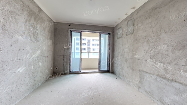 中国摩五期檀香佳苑二手房实景图