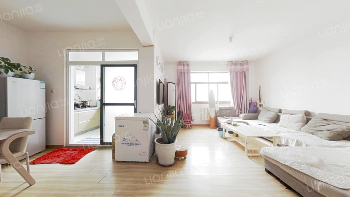 企业家苑二手房实景图