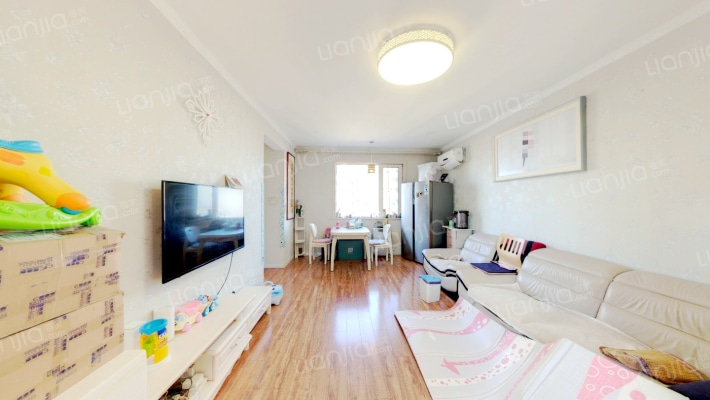 棕榈湾小区二手房实景图