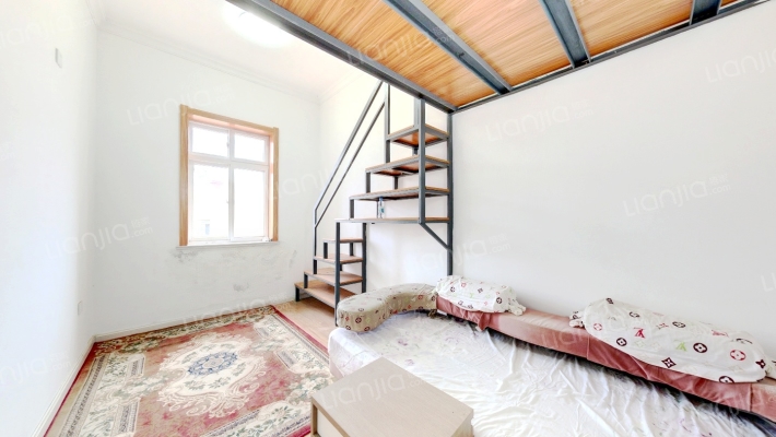 龙华路二手房实景图