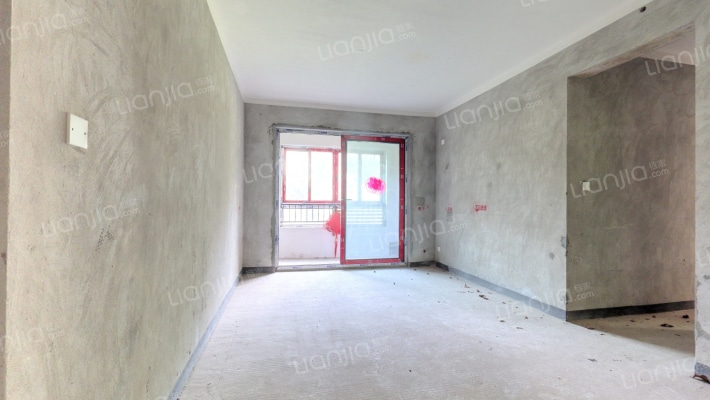 奥园金樾山二手房实景图