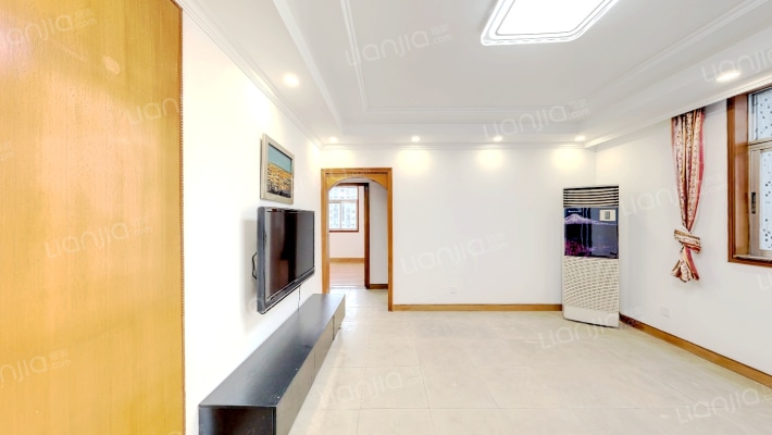 吉莲大厦二手房实景图