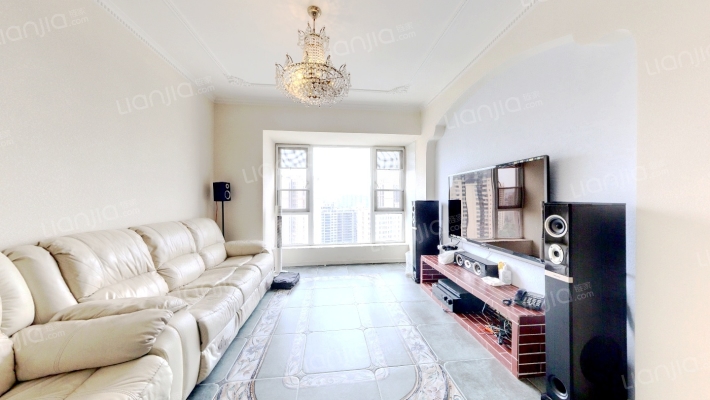 润扬双铁广场二手房实景图