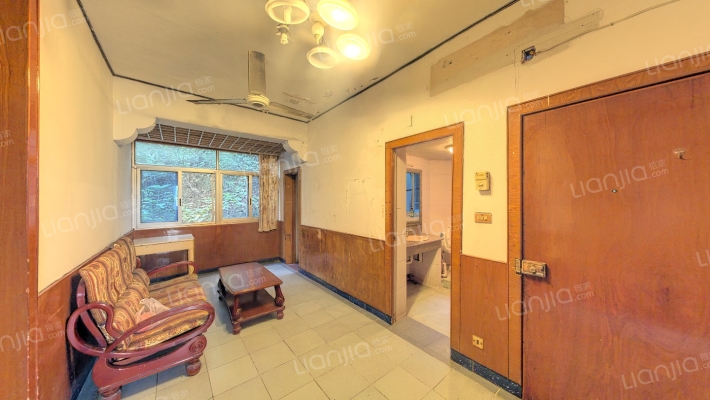 公园山路二手房实景图