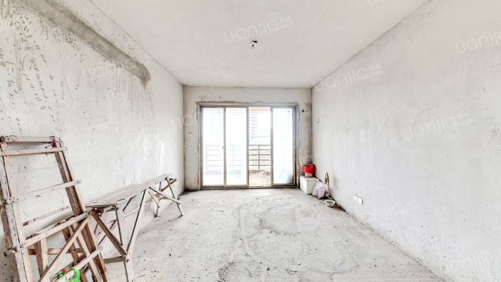 东湾桃花苑二手房实景图