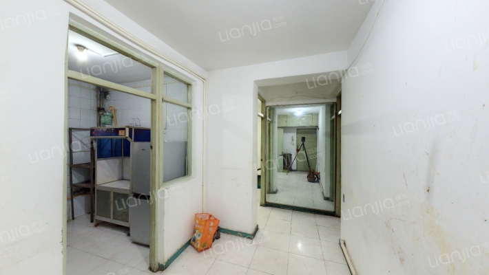 宜白南里二手房实景图