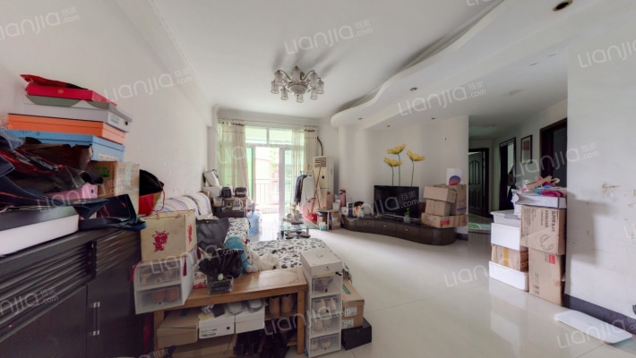 白云畔山花园二手房实景图