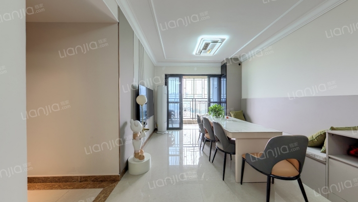 恒大滨江华府二手房实景图