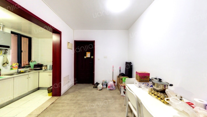 保利罗兰香谷二手房实景图