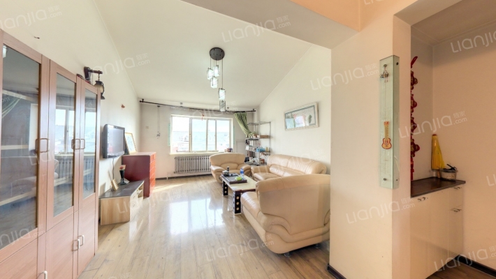 尊龙苑二手房实景图