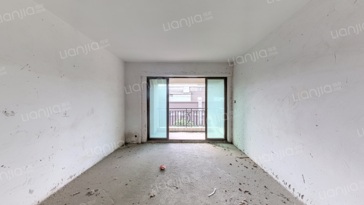 海逸华庭二手房实景图